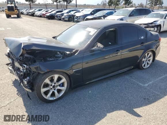 2016 BMW M3 с VIN WBS8M9C57G5D31217, выставлен на аукционе Copart как лот 56387555 с пробегом Не указан миль и Списание • Salvage title. История ставок и продаж доступна на DreamBid. Изображение 1.