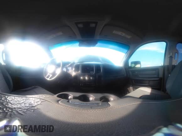 2013 Ram 1500 Express z VIN 1C6RR6FT6DS716453, wystawiony jako IAAI lot #42595693 z przebiegiem 195 181 mil mil oraz . Historia ofert i sprzedaży dostępna na DreamBid. Obrazek 19.