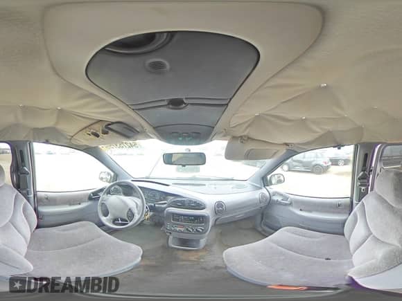 2000 Dodge Caravan SE с VIN 1B4GP45R5YB600082, выставлен на аукционе Copart как лот 54275375 с пробегом 216 840 миль миль и Списание • Salvage title. История ставок и продаж доступна на DreamBid. Изображение 16.