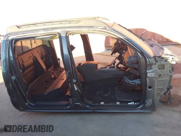 2018 Toyota Tacoma SR5 z VIN 3TMBZ5DN6JM017160, wystawiony jako IAAI lot #43423023 z przebiegiem 83 201 mil mil oraz . Historia ofert i sprzedaży dostępna na DreamBid. Obrazek 12.