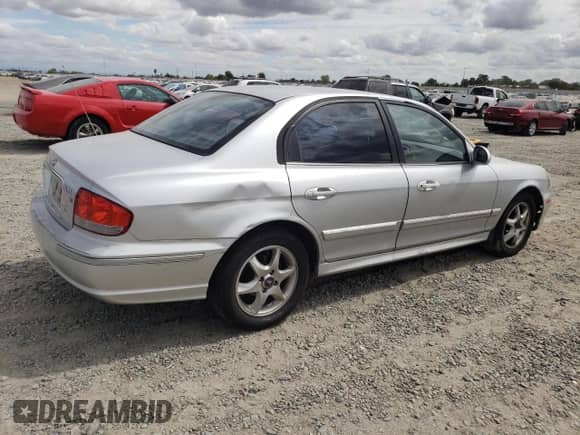 2005 Hyundai Sonata GLS with VIN KMHWF35H25A139245, listed as a Copart auction lot 71272875 with 206,079 mi miles and Salvage title. Bid and sale history available at DreamBid. Image 3.