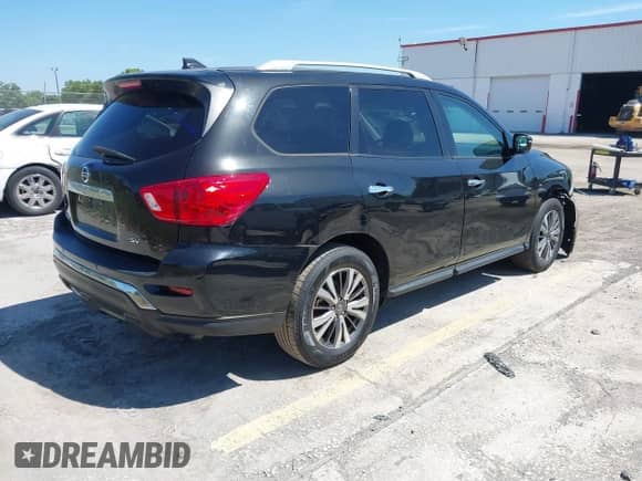 2019 Nissan Pathfinder SL with VIN 5N1DR2MN9KC599969, listed as a IAAI auction lot 41852389 with 186,285 mi miles and . Bid and sale history available at DreamBid. Image 4.