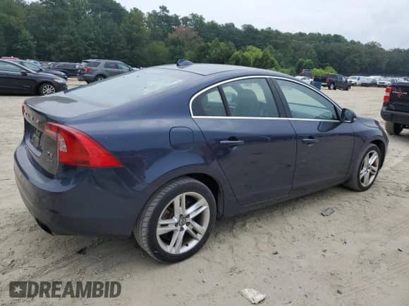 2015 Volvo S60 T5 Premier с VIN YV1612TK3F2355185, выставлен на аукционе Copart как лот 67740785 с пробегом 144 114 миль миль и Чистый • Clean title. История ставок и продаж доступна на DreamBid. Изображение 3.