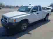 2005 Dodge Dakota ST with VIN 1D7HE22K85S256256, listed as a IAAI auction lot 43000785 with 387,492 mi miles and . Bid and sale history available at DreamBid. Image 2.