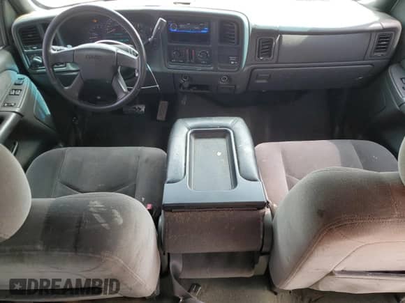 2003 GMC Sierra 1500 SLE with VIN 2GTEC19T031344095, listed as a Copart auction lot 59605215 with 200,891 mi miles and Salvage title. Bid and sale history available at DreamBid. Image 8.