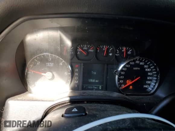 2015 Chevrolet Silverado 3500HD Work Truck с VIN 1GC4KYCG0FF646566, выставлен на аукционе Copart как лот 71819065 с пробегом 190 915 миль миль и Списание • Salvage title. История ставок и продаж доступна на DreamBid. Изображение 9.