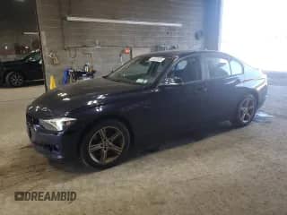 2015 BMW 3 Series 328i xDrive с VIN WBA3B5G53FNS15435, выставлен на аукционе Copart как лот 84403505 с пробегом 154 094 миль миль и Списание • Salvage title. История ставок и продаж доступна на DreamBid. Изображение 1.