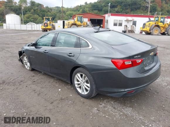 2018 Chevrolet Malibu LT z VIN 1G1ZD5ST6JF107433, wystawiony jako IAAI lot #43281943 z przebiegiem 59 802 mil mil oraz . Historia ofert i sprzedaży dostępna na DreamBid. Obrazek 3.