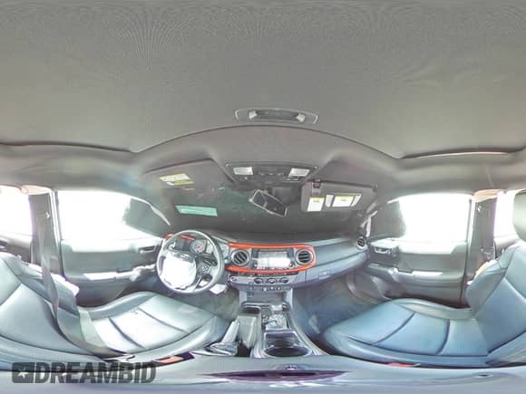 2018 Toyota Tacoma SR5 с VIN 3TMBZ5DN3JM016239, выставлен на аукционе Copart как лот 68904385 с пробегом 77 131 миль миль и Списание • Salvage title. История ставок и продаж доступна на DreamBid. Изображение 14.