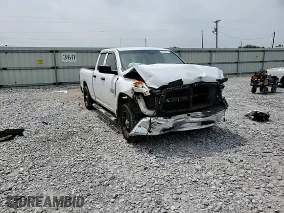 2015 Ram 1500 Tradesman z VIN 1C6RR6FG1FS514173, wystawiony jako Copart lot #52354385 z przebiegiem 304 361 mil mil oraz Szkoda całkowita • Salvage title. Historia ofert i sprzedaży dostępna na DreamBid. Obrazek 11.