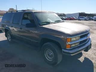 1997 Chevrolet Suburban с VIN 3GNGK26J5VG157926, выставлен на аукционе IAAI как лот 43140067 с пробегом 143 154 миль миль и . История ставок и продаж доступна на DreamBid. Изображение 1.