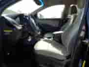 2017 Hyundai Santa Fe 2.4L с VIN 5NMZU3LB9HH014176, выставлен на аукционе Copart как лот 81699855 с пробегом 150 728 миль миль и Чистый • Clean title. История ставок и продаж доступна на DreamBid. Изображение 7.