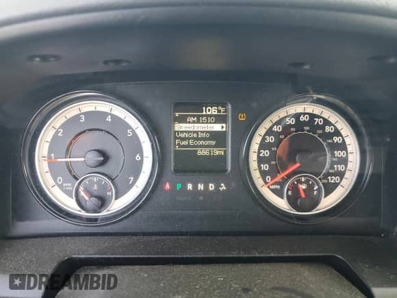 2018 Ram 1500 Express z VIN 1C6RR6KT6JS161134, wystawiony jako Copart lot #62865675 z przebiegiem 88 619 mil mil oraz Szkoda całkowita • Salvage title. Historia ofert i sprzedaży dostępna na DreamBid. Obrazek 9.