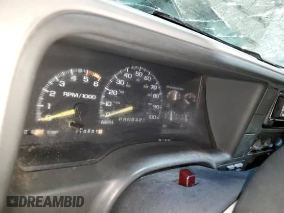 1996 Chevrolet Tahoe z VIN 3GNEK18R2TG159716, wystawiony jako Copart lot #46094405 z przebiegiem Nie podano mil oraz Szkoda całkowita • Salvage title. Historia ofert i sprzedaży dostępna na DreamBid. Obrazek 9.