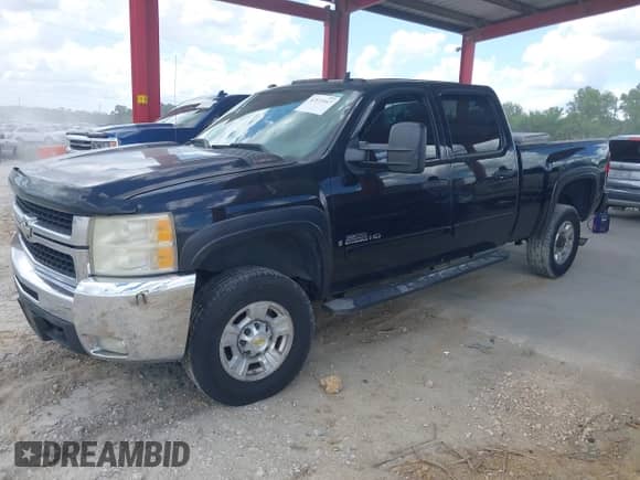 2007 Chevrolet Silverado 2500HD 1LT with VIN 1GCHK23K47F500580, listed as a IAAI auction lot 42573447 with 278,649 mi miles and . Bid and sale history available at DreamBid. Image 2.