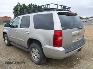 2008 Chevrolet Tahoe 3LT z VIN 1GNFK13078R261520, wystawiony jako IAAI lot #43429296 z przebiegiem 262 882 mil mil oraz . Historia ofert i sprzedaży dostępna na DreamBid. Obrazek 3.