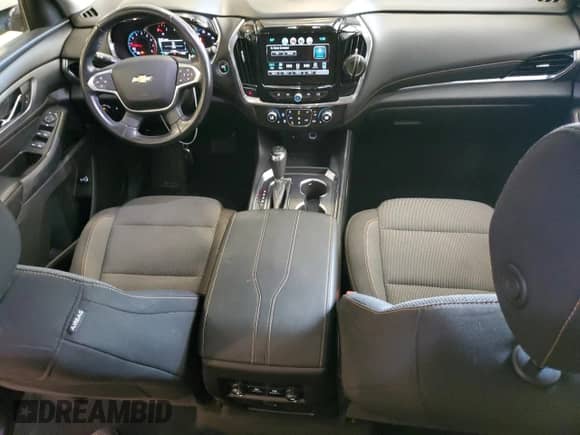 2018 Chevrolet Traverse LT Cloth z VIN 1GNEVGKWXJJ263424, wystawiony jako Copart lot #66860415 z przebiegiem 111 685 mil mil oraz Szkoda całkowita • Salvage title. Historia ofert i sprzedaży dostępna na DreamBid. Obrazek 8.