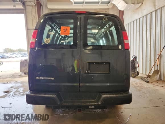 2018 Chevrolet Express Cargo с VIN 1GCZGGFG1J1225412, выставлен на аукционе Copart как лот 86779985 с пробегом 140 573 миль миль и Чистый • Clean title. История ставок и продаж доступна на DreamBid. Изображение 6.