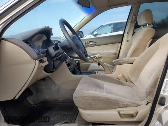 1994 Honda Accord LX z VIN 1HGCD5635RA177586, wystawiony jako Copart lot #85331804 z przebiegiem 113 195 mil mil oraz Szkoda całkowita • Salvage title. Historia ofert i sprzedaży dostępna na DreamBid. Obrazek 7.