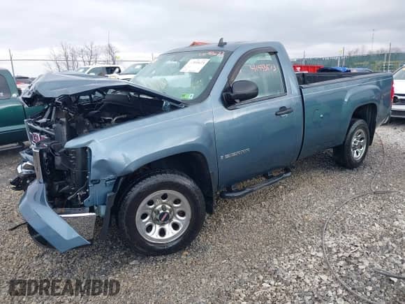 2008 GMC Sierra 1500 Work Truck z VIN 1GTEC14X78Z221354, wystawiony jako IAAI lot #41933673 z przebiegiem 116 250 mil mil oraz . Historia ofert i sprzedaży dostępna na DreamBid. Obrazek 18.