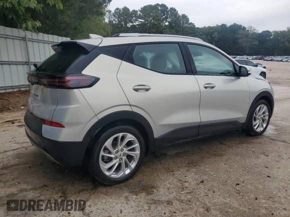 2023 Chevrolet Bolt EUV LT z VIN 1G1FY6S03P4125752, wystawiony jako Copart lot #84394945 z przebiegiem 37 495 mil mil oraz Czysty tytuł • Clean title. Historia ofert i sprzedaży dostępna na DreamBid. Obrazek 3.