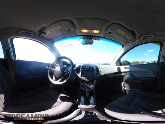 2015 Chevrolet Sonic LT с VIN 1G1JC5SB5F4177676, выставлен на аукционе IAAI как лот 42230662 с пробегом 155 884 миль миль и . История ставок и продаж доступна на DreamBid. Изображение 20.