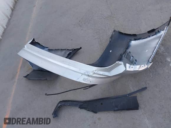 2023 Kia Sorento SX Prestige z VIN KNDRKDLG9P5208893, wystawiony jako IAAI lot #43358498 z przebiegiem 27 749 mil mil oraz . Historia ofert i sprzedaży dostępna na DreamBid. Obrazek 12.