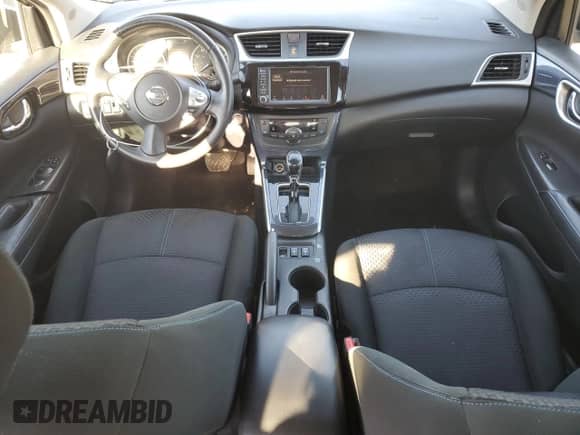 2019 Nissan Sentra SR z VIN 3N1AB7AP5KY341053, wystawiony jako Copart lot #84929505 z przebiegiem 101 099 mil mil oraz Szkoda całkowita • Salvage title. Historia ofert i sprzedaży dostępna na DreamBid. Obrazek 8.