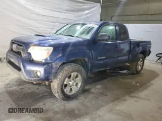 2014 Toyota Tacoma с VIN 5TFUU4EN2EX096746, выставлен на аукционе Copart как лот 59111085 с пробегом 220 925 миль миль и Списание • Salvage title. История ставок и продаж доступна на DreamBid. Изображение 1.