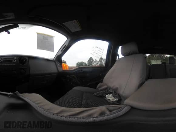 2013 Ford F-250 XL с VIN 1FT7W2B63DEA55156, выставлен на аукционе IAAI как лот 42073958 с пробегом 117 464 миль миль и . История ставок и продаж доступна на DreamBid. Изображение 19.