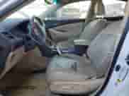 2007 Lexus ES 330 z VIN JTHBJ46GX72148767, wystawiony jako Copart lot #67109485 z przebiegiem 134 631 mil mil oraz Szkoda całkowita • Salvage title. Historia ofert i sprzedaży dostępna na DreamBid. Obrazek 7.