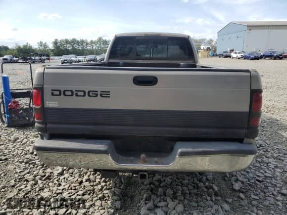 1998 Dodge 1500 with VIN 3B7HC12ZXWG105029, listed as a Copart auction lot 70489875 with 181,169 mi miles and Salvage title. Bid and sale history available at DreamBid. Image 6.