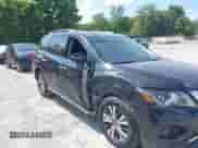 2019 Nissan Pathfinder SV z VIN 5N1DR2MN0KC612592, wystawiony jako IAAI lot #42963323 z przebiegiem 157 203 mil mil oraz . Historia ofert i sprzedaży dostępna na DreamBid. Obrazek 6.