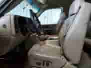 2002 Chevrolet Silverado 2500HD LT с VIN 1GCHK29192E224989, выставлен на аукционе Copart как лот 58627385 с пробегом 139 938 миль миль и Чистый • Clean title. История ставок и продаж доступна на DreamBid. Изображение 7.