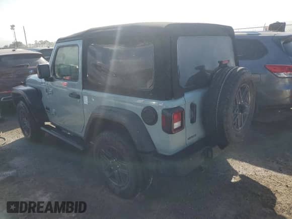 2024 Jeep Wrangler Sport с VIN 1C4PJXAGXRW304172, выставлен на аукционе Copart как лот 75184474 с пробегом Не указан миль и На запчасти • Non repairable. История ставок и продаж доступна на DreamBid. Изображение 2.