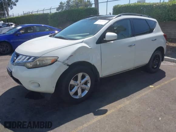 2009 Nissan Murano LE with VIN JN8AZ18W29W114654, listed as a IAAI auction lot 43076588 with 209,520 mi miles and . Bid and sale history available at DreamBid. Image 2.