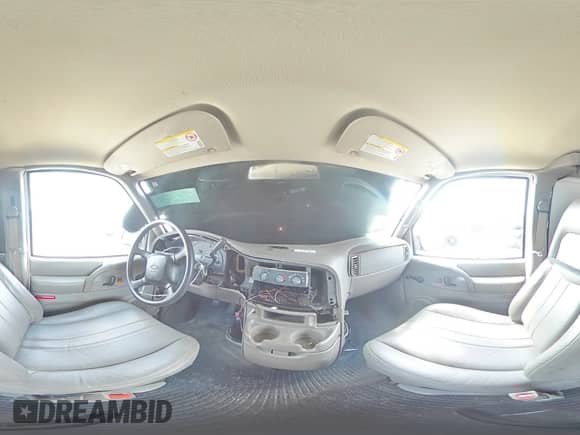 2005 Chevrolet Astro Cargo с VIN 1GCDM19X95B113405, выставлен на аукционе Copart как лот 72017174 с пробегом 92 864 миль миль и Списание • Salvage title. История ставок и продаж доступна на DreamBid. Изображение 14.