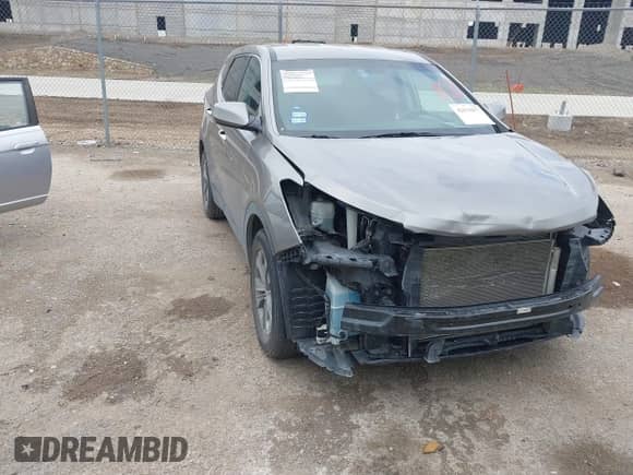 2015 Hyundai Santa Fe with VIN 5XYZTDLB6FG258772, listed as a IAAI auction lot 42634477 with 118,500 mi miles and . Bid and sale history available at DreamBid. Image 1.