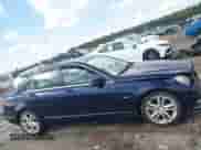 2012 Mercedes-Benz C 250 Sport с VIN WDDGF4HB7CR197331, выставлен на аукционе IAAI как лот 43288259 с пробегом 111 302 миль миль и . История ставок и продаж доступна на DreamBid. Изображение 13.