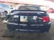 2000 Ford Mustang GT с VIN 1FAFP45X0YF268144, выставлен на аукционе IAAI как лот 43101059 с пробегом 71 791 миль миль и . История ставок и продаж доступна на DreamBid. Изображение 16.