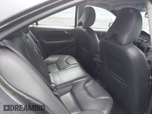 2007 Volvo S60 2.5L Turbo с VIN YV1RS592572622959, выставлен на аукционе IAAI как лот 43021608 с пробегом 155 710 миль миль и . История ставок и продаж доступна на DreamBid. Изображение 8.