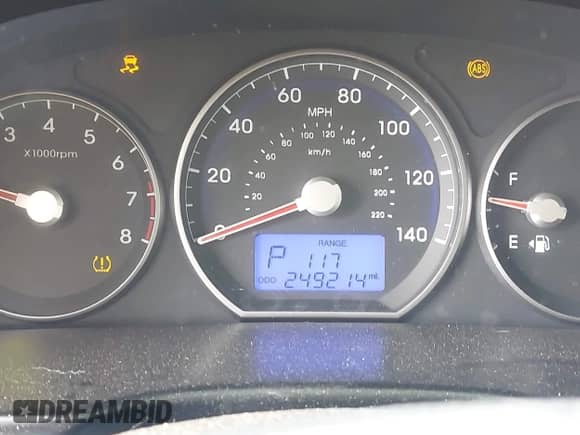 2011 Hyundai Santa Fe Limited с VIN 5XYZK4AG2BG045684, выставлен на аукционе IAAI как лот 42382971 с пробегом 249 214 миль миль и . История ставок и продаж доступна на DreamBid. Изображение 15.