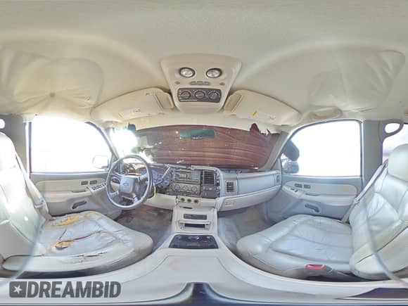 2001 Chevrolet Suburban LT with VIN 3GNGC26U21G119300, listed as a Copart auction lot 68131044 with 147,430 mi miles and Salvage title. Bid and sale history available at DreamBid. Image 14.