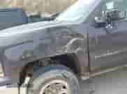 2014 Chevrolet Silverado 1500 Work Truck z VIN 1GCNKPEC6EZ296723, wystawiony jako IAAI lot #42026115 z przebiegiem 247 718 mil mil oraz . Historia ofert i sprzedaży dostępna na DreamBid. Obrazek 19.