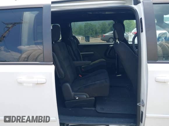 2017 Dodge Grand Caravan SE with VIN 2C4RDGBG5HR549595, listed as a IAAI auction lot 42604241 with 91,143 mi miles and . Bid and sale history available at DreamBid. Image 8.