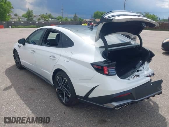 2025 Hyundai Sonata N Line с VIN KMHL54JC9SA494494, выставлен на аукционе IAAI как лот 42367521 с пробегом 2 131 миль миль и . История ставок и продаж доступна на DreamBid. Изображение 3.