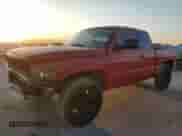 2000 Dodge 1500 z VIN 3B7HC12Y8YG120199, wystawiony jako Copart lot #74834464 z przebiegiem 218 439 mil mil oraz Szkoda całkowita • Salvage title. Historia ofert i sprzedaży dostępna na DreamBid. Obrazek 1.