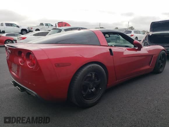 2005 Chevrolet Corvette with VIN 1G1YY24U655107383, listed as a Copart auction lot 81063525 with 65,929 mi miles and Salvage title. Bid and sale history available at DreamBid. Image 3.
