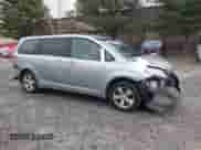 2012 Toyota Sienna с VIN 5TDKA3DC7CS015592, выставлен на аукционе IAAI как лот 40839775 с пробегом 161 944 миль миль и . История ставок и продаж доступна на DreamBid. Изображение 1.