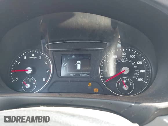 2016 Kia Sorento EX with VIN 5XYPH4A13GG122295, listed as a IAAI auction lot 42480803 with 96,807 mi miles and . Bid and sale history available at DreamBid. Image 7.